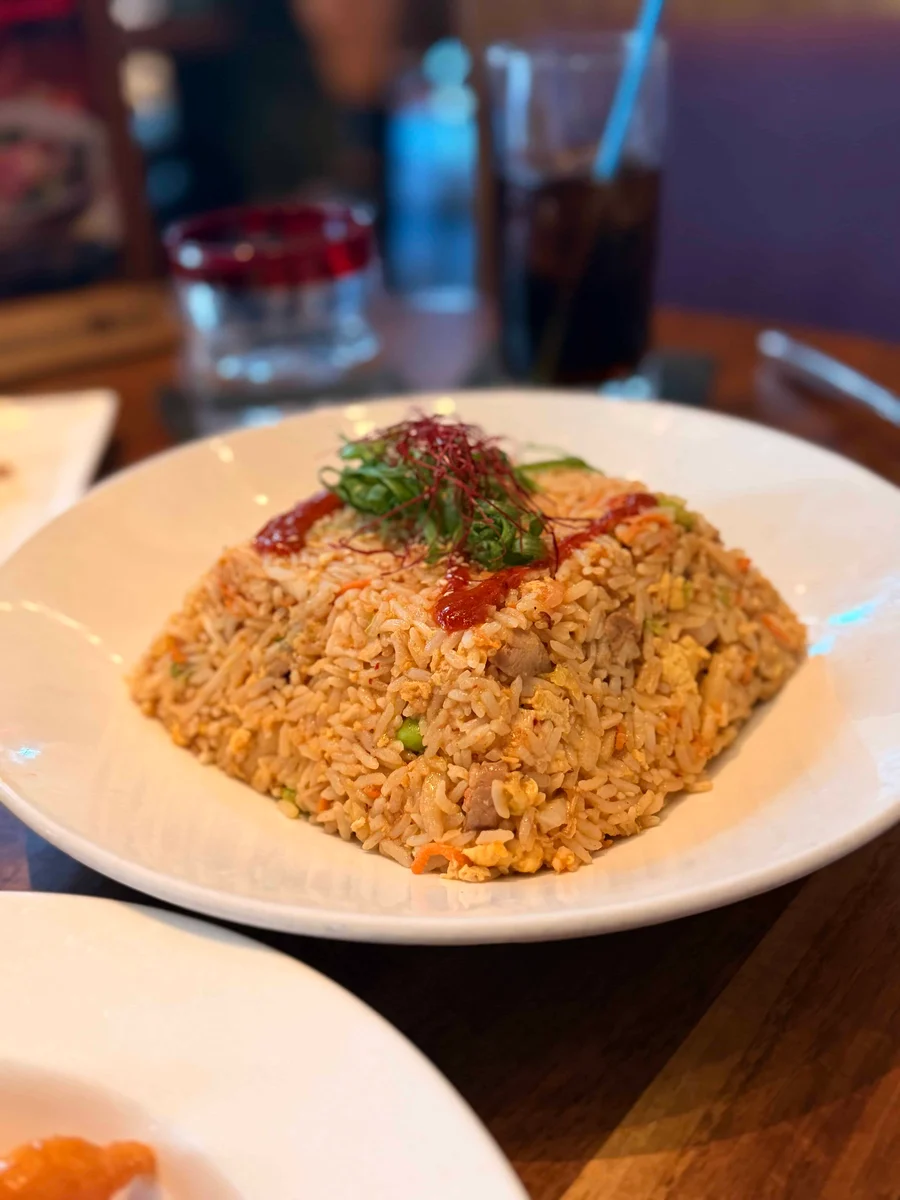 Fried rice with vegetables and meat