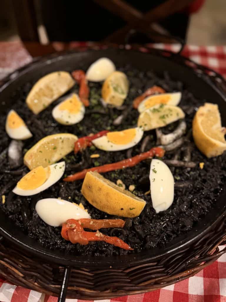 Black rice dish with eggs